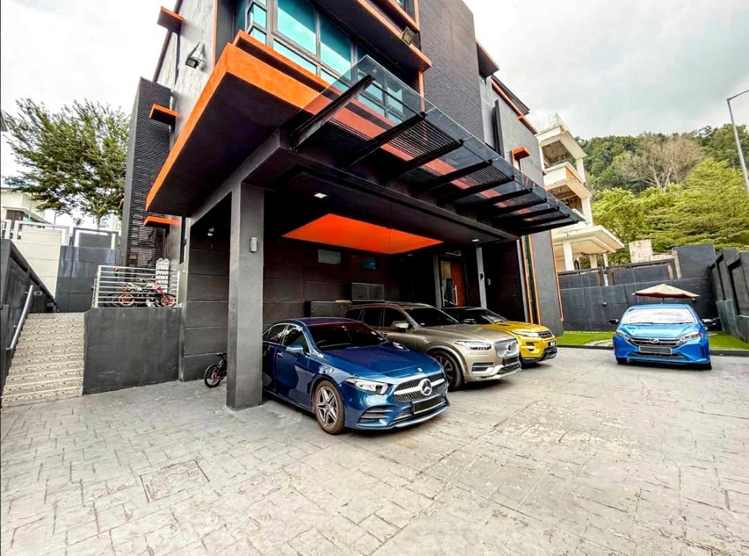 Photo 2025 10 30 14 49 54