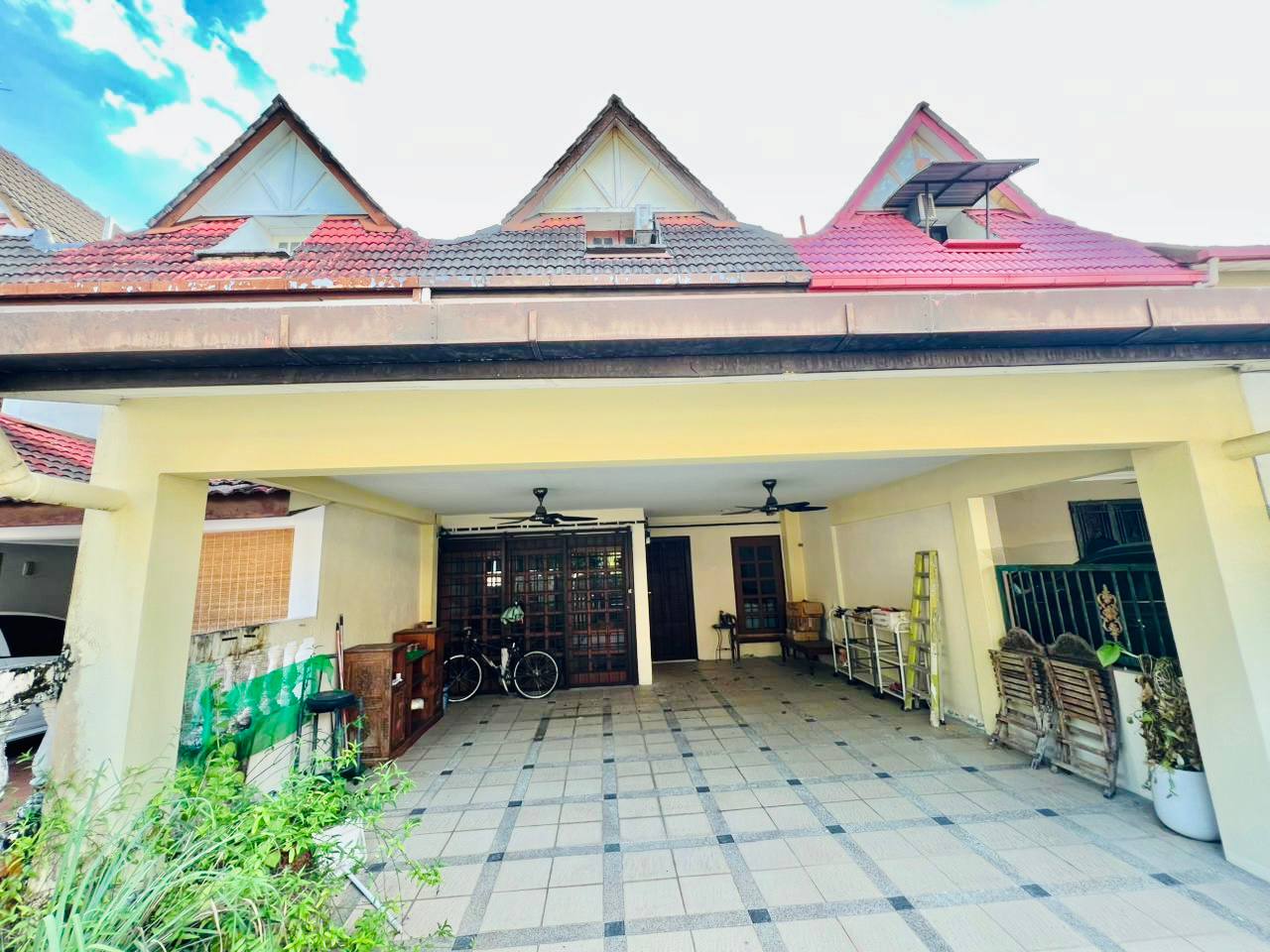 Photo 2025 11 05 11 07 59