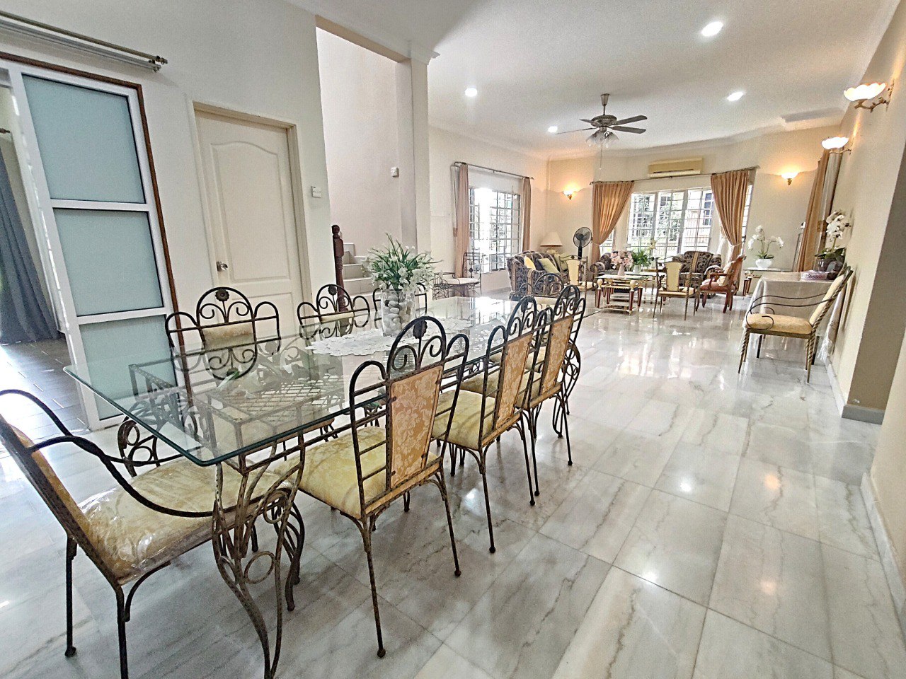 Photo 2025 11 06 15 19 23