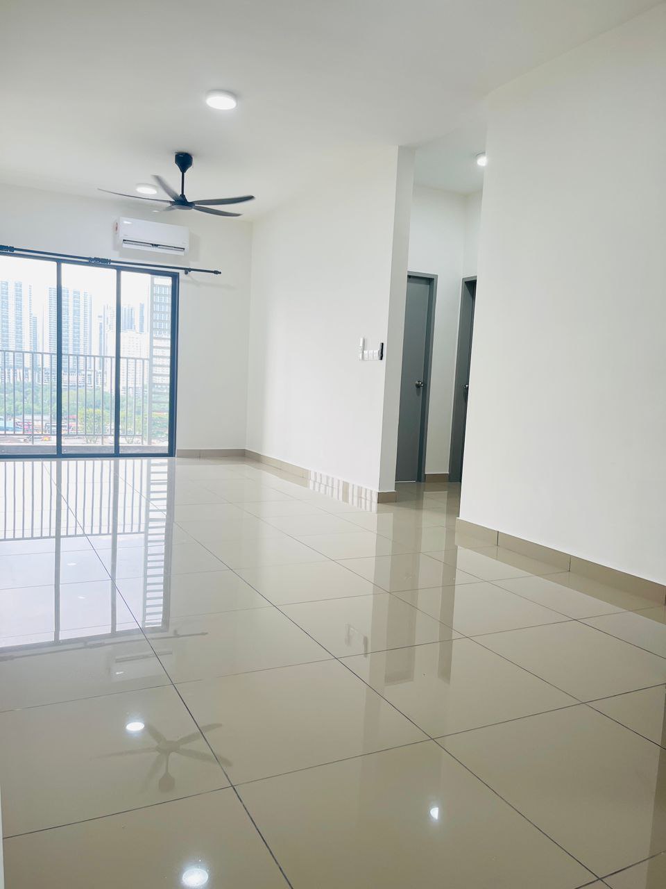 Photo 2025 11 12 11 30 18