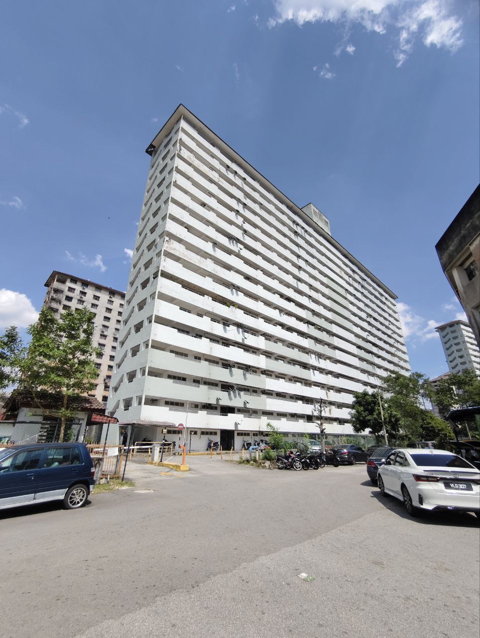 Photo 2025 11 13 09 36 00