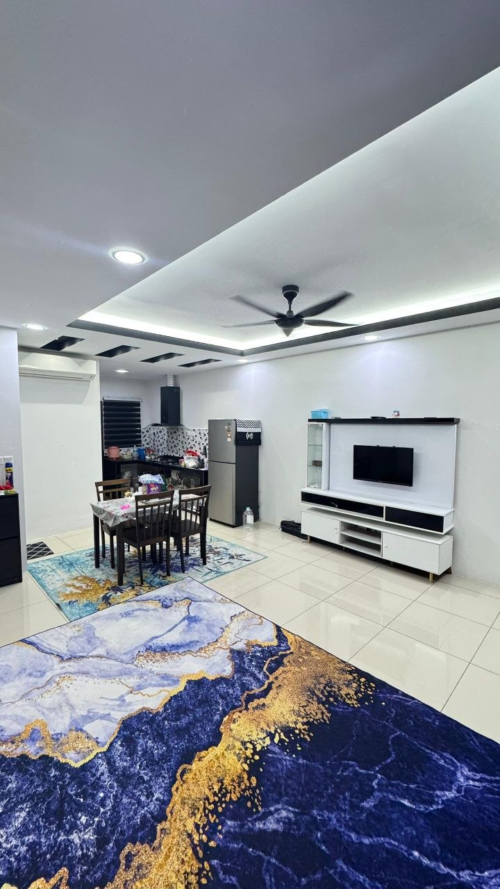 Photo 6248837186010681347 Y